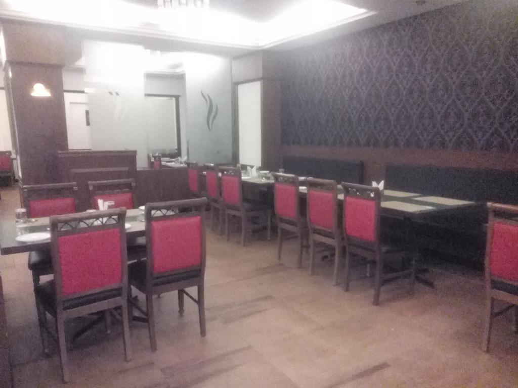 President Hotel Mysore Εξωτερικό φωτογραφία