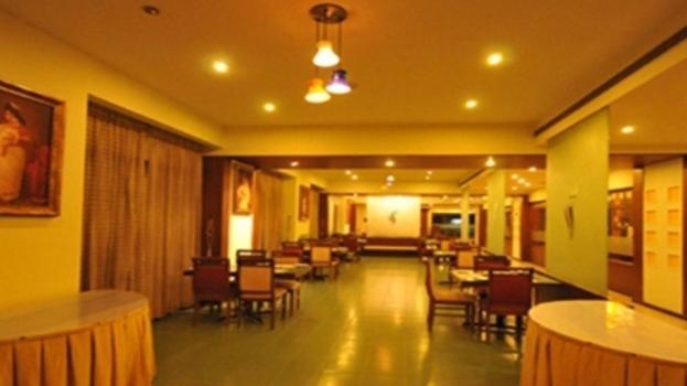 President Hotel Mysore Εξωτερικό φωτογραφία